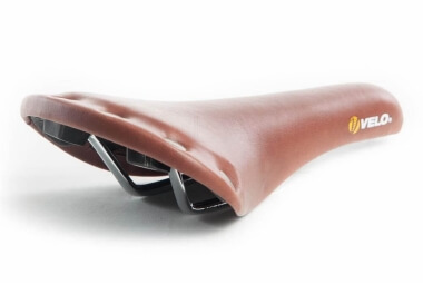 Saddle Velo Plush Brown