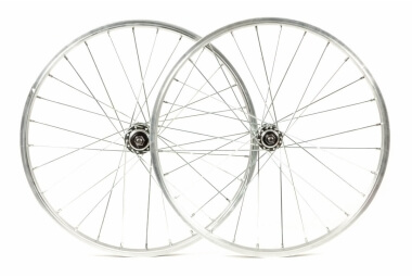 Set of 20" aluminium wheels...