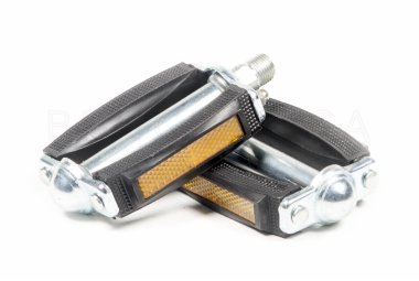 Black touring bike pedals