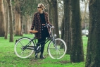 Comprar Bicicleta de Paseo Capri Barcelona Negro-Crema 6V Reacondicionado