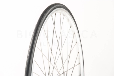 Kenda Black Tire 28"...