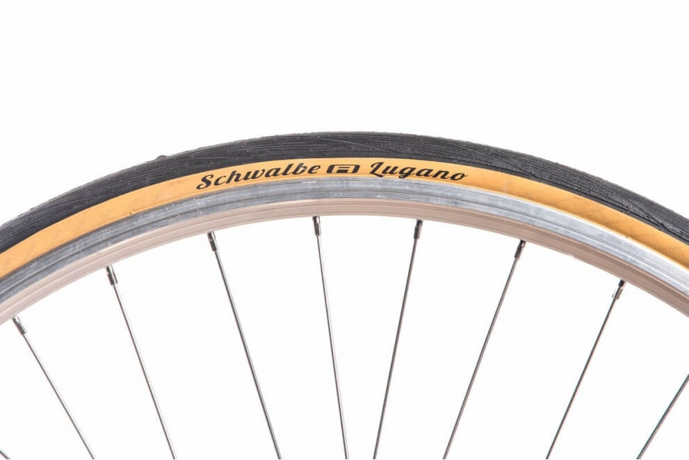 Comprar Cubierta Schwalbe Lugano 28" (25-622) Negro / Crema