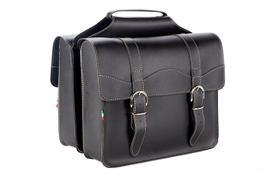 Classic saddlebags in black...