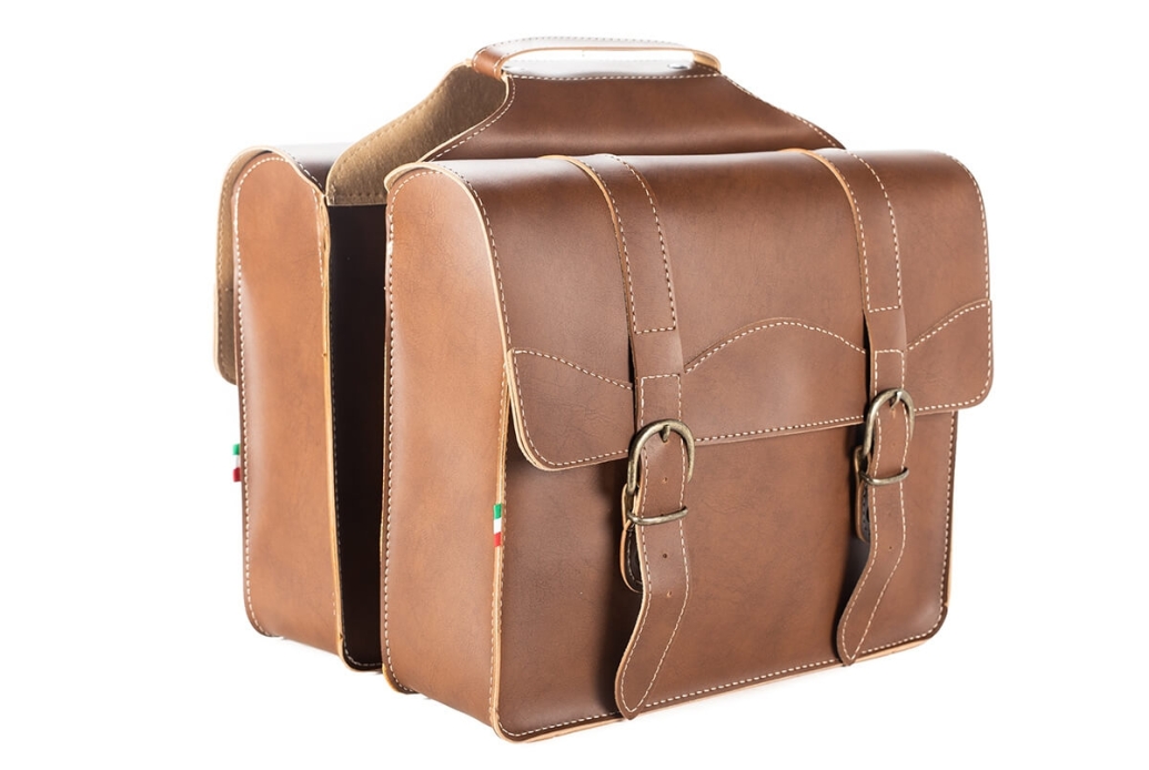 Classic saddlebags in brown imitation leather