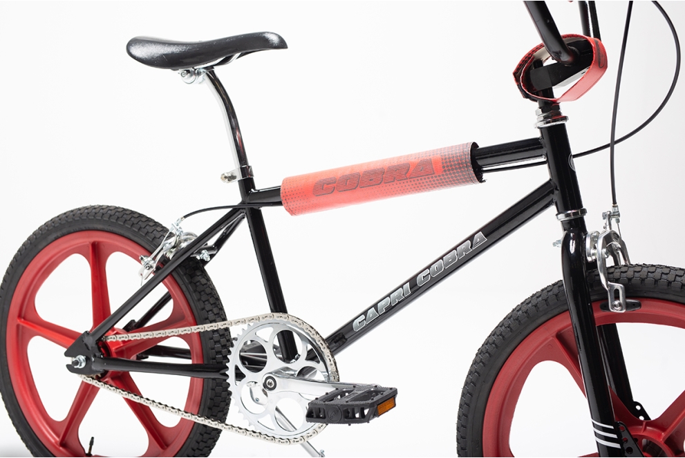 Comprar Bicicleta retro BMX Capri Cobra negra