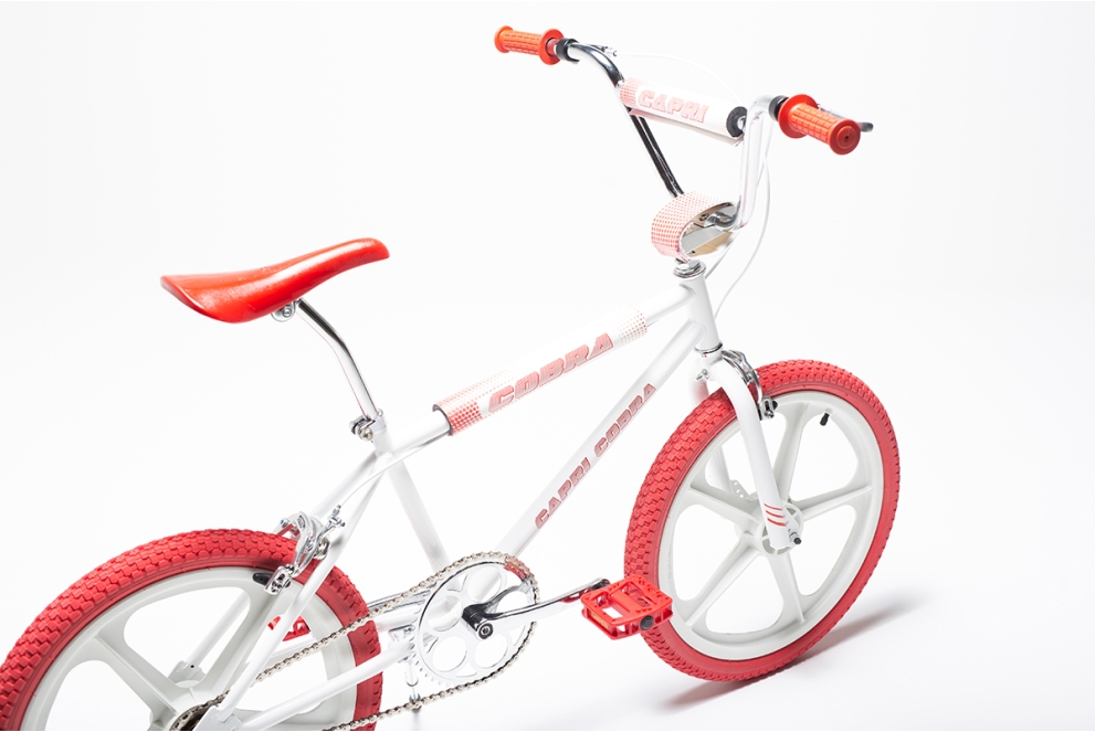 Comprar Bicicleta retro BMX Capri Cobra blanca-roja