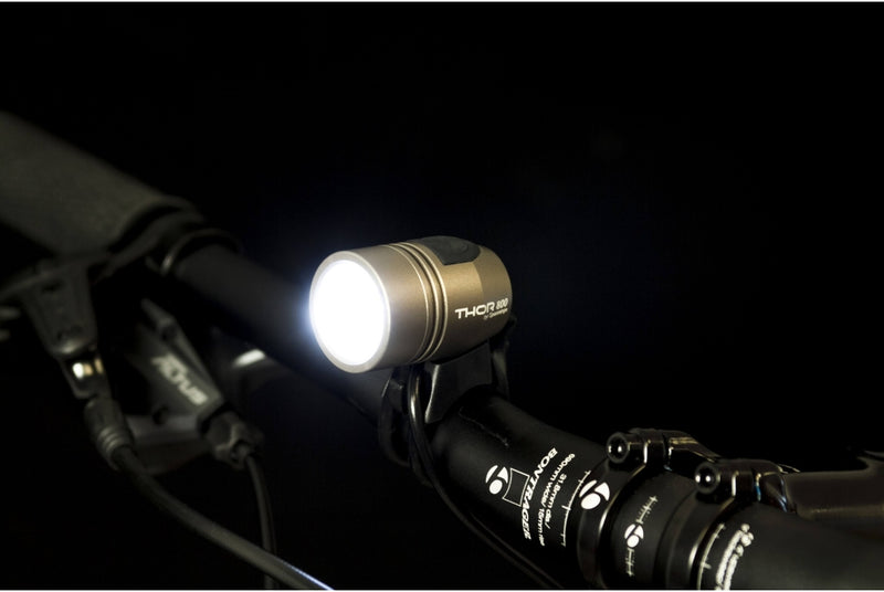 Comprar Luz Delantera Spanninga Thor 800 - Gran Luminosidad