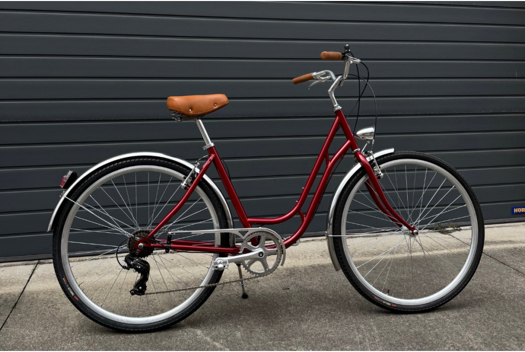 Comprar Bicicleta de Paseo Capri Berlin Rojo Rubí 7V - Reacondicionado