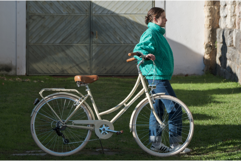 Bicicleta de paseo vintage Capri Valentina Crema + 7V