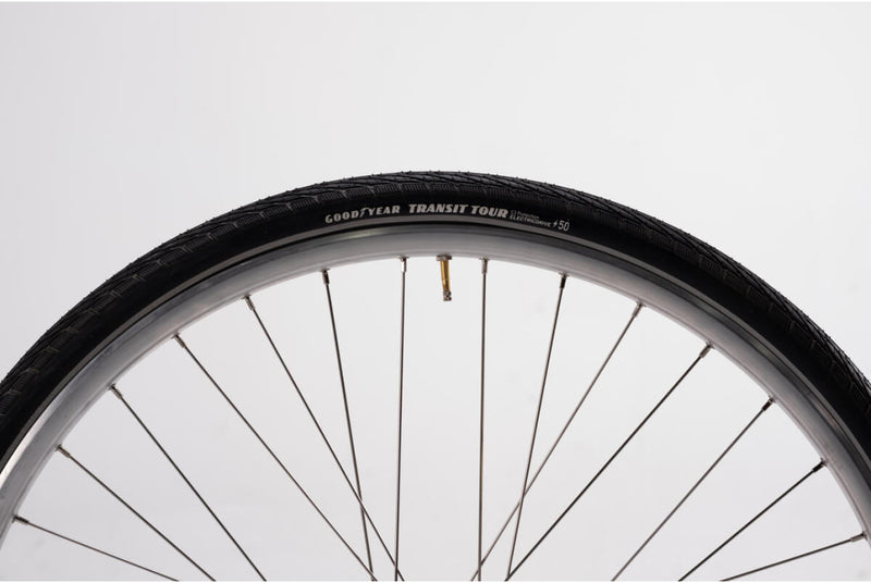 Cubierta GoodYear Transit Tour 28" (40-622)  Unidad