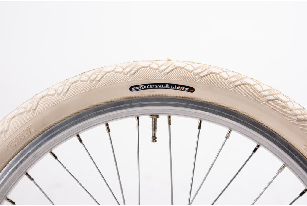 Cubierta Cst City Traveller 47-406 Crema
