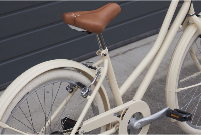 Bicicleta de niños (8-14 años) Capri Carolina 24" Crema